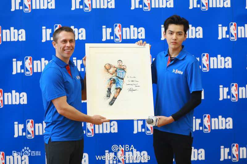 吴亦凡(KRIS)JrNBA大使性感图片壁纸