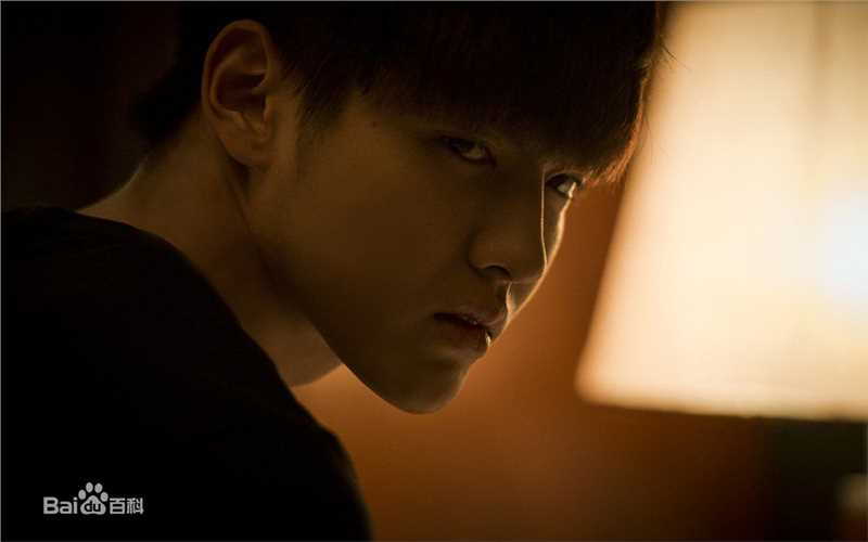 最新吴亦凡(KRIS)在《夏有乔木》夏木中的壁纸