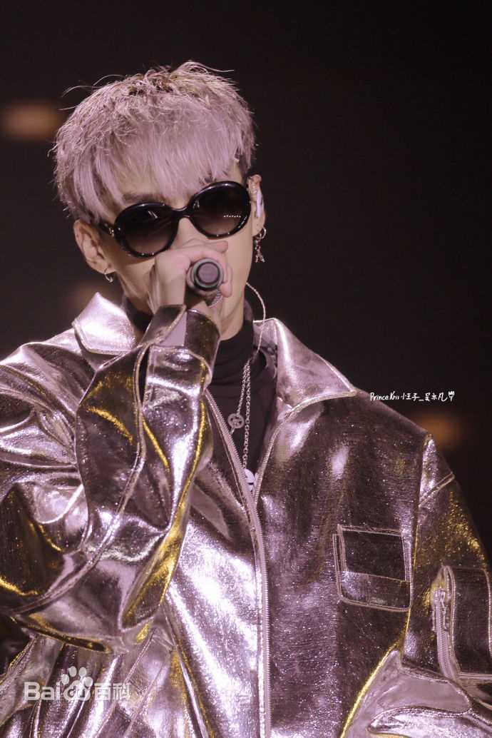 吴亦凡(KRIS)演唱会素颜照相册