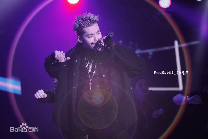 吴亦凡(KRIS)演唱会素颜照相册