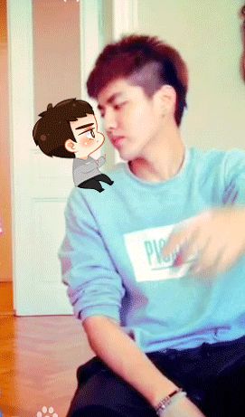 吴亦凡(KRIS)饭绘壁纸壁纸