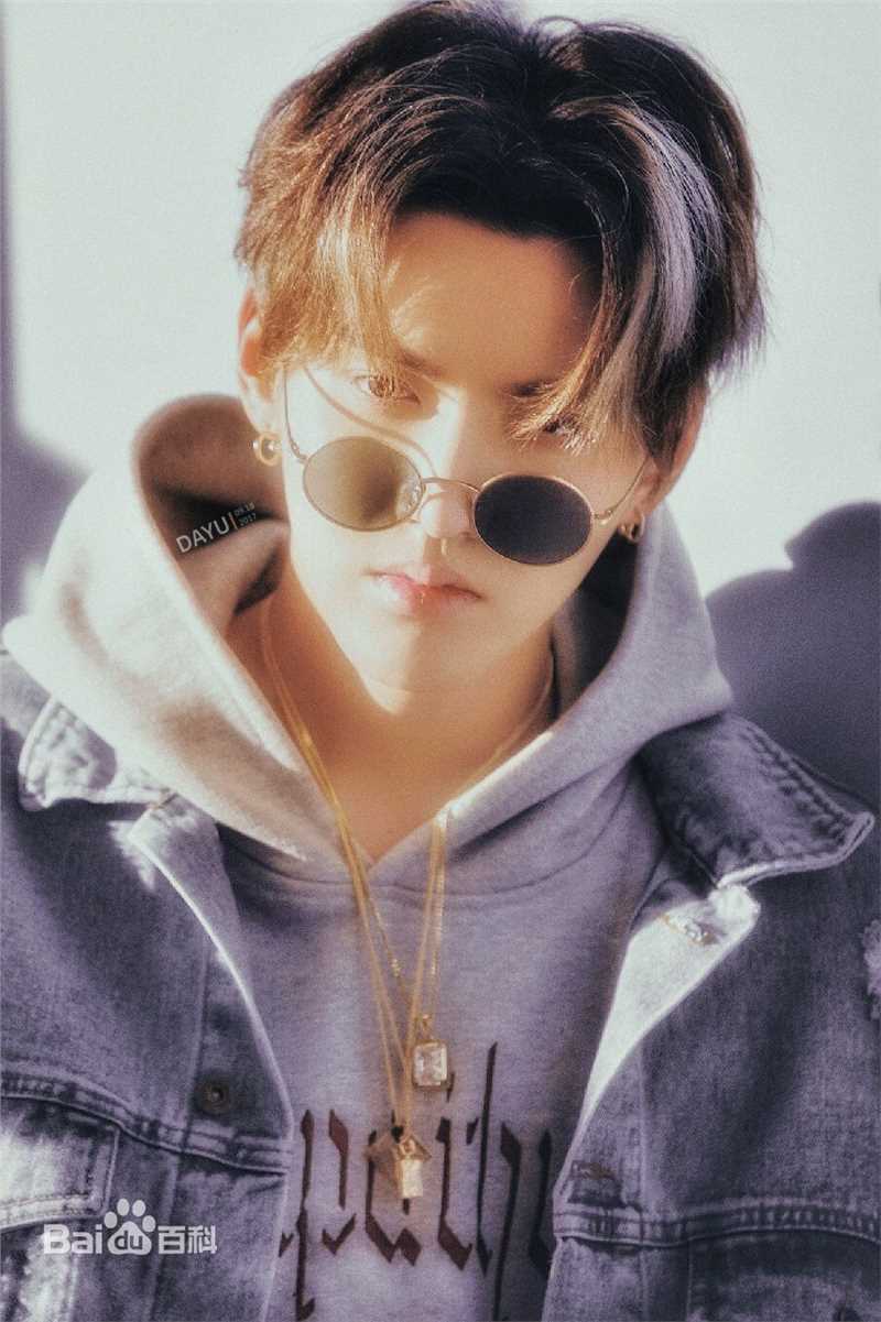 吴亦凡(KRIS)最优质个人相册