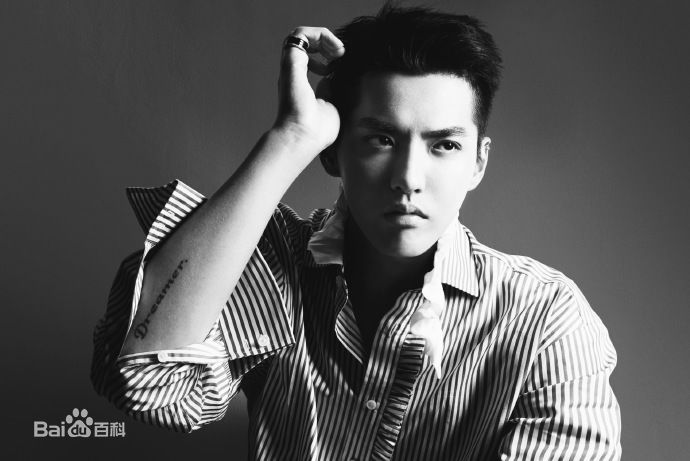 吴亦凡(KRIS)最全黑白壁纸