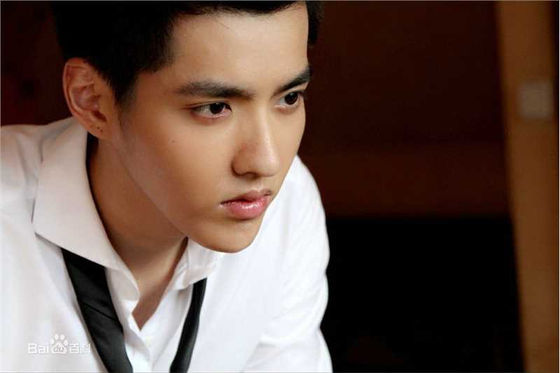 吴亦凡(KRIS)在《有一个地方只有我们知道》饰彭泽阳中的