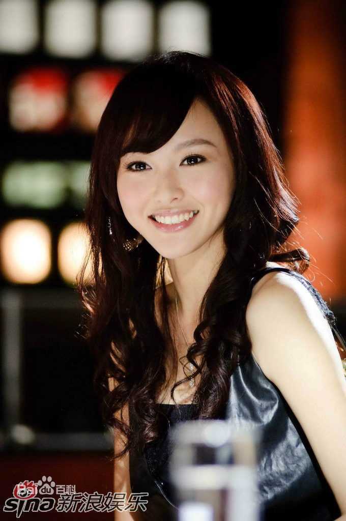 最新唐嫣(Tang Yan，Tiffany Tang)在《熊猫人》中的壁纸