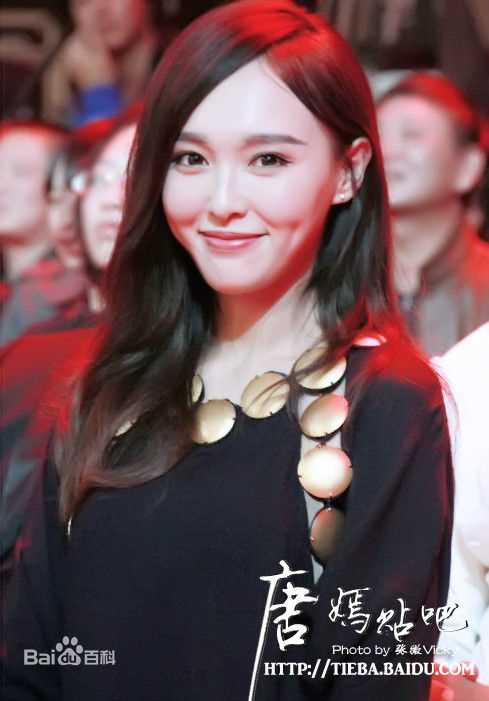 唐嫣(Tang Yan，Tiffany Tang)出席活动图片图册