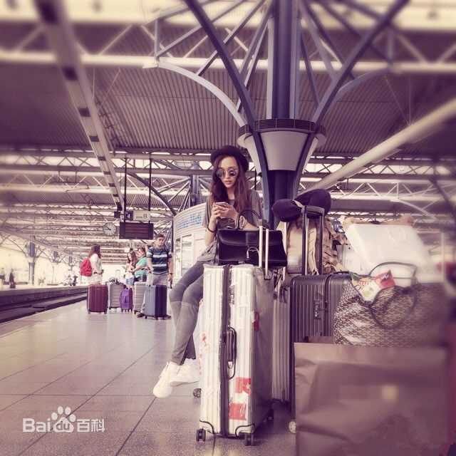 唐嫣(Tang Yan，Tiffany Tang)生活写照图册