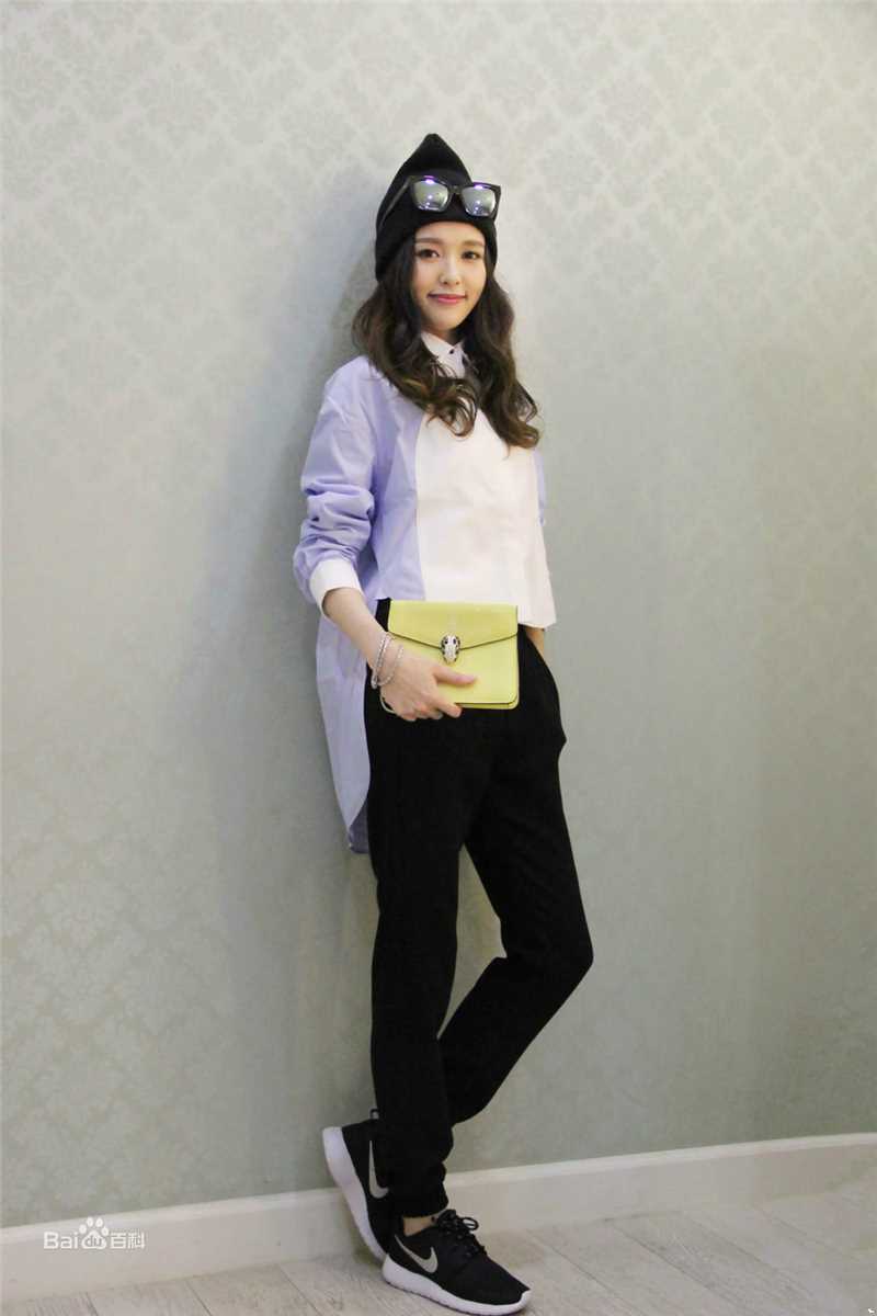 唐嫣(Tang Yan，Tiffany Tang)生活写照图册