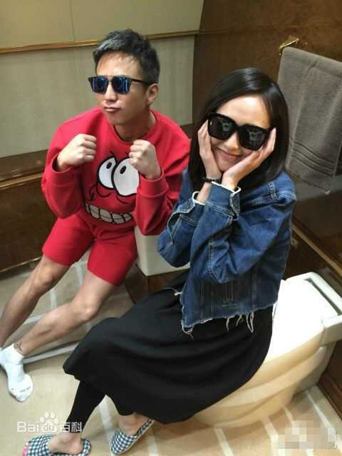 唐嫣(Tang Yan，Tiffany Tang)友人合影生活照相册