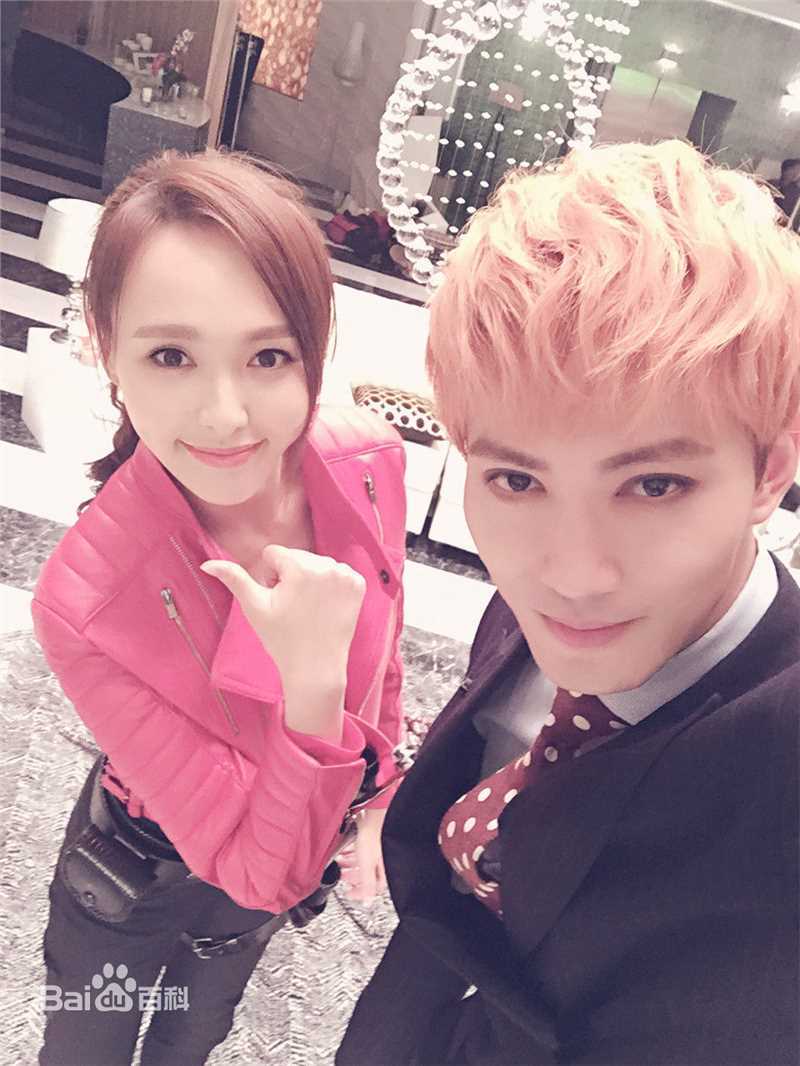 唐嫣(Tang Yan，Tiffany Tang)友人合影生活照相册