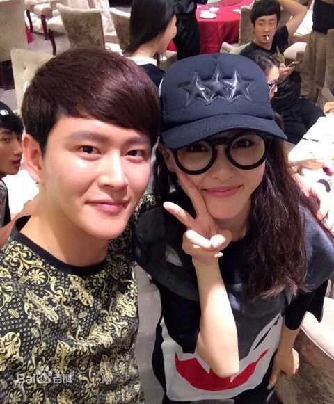 唐嫣(Tang Yan，Tiffany Tang)友人合影生活照相册