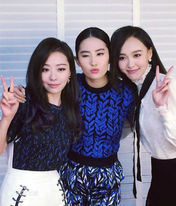 唐嫣(Tang Yan，Tiffany Tang)友人合影生活照相册