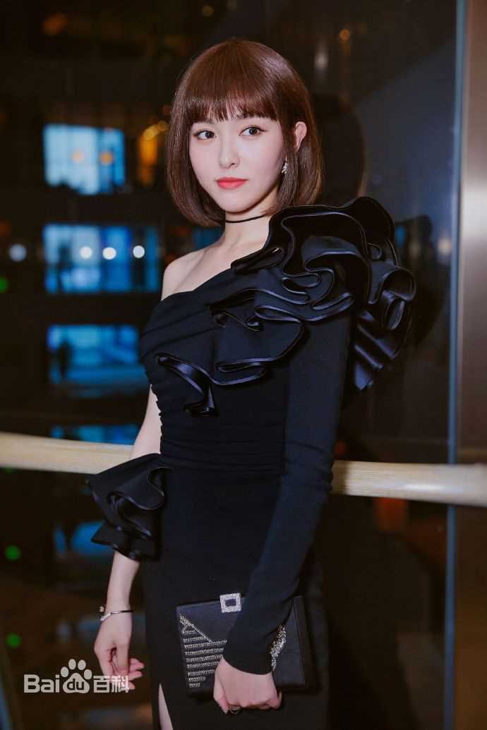 唐嫣(Tang Yan，Tiffany Tang)第22届华鼎奖壁纸壁纸