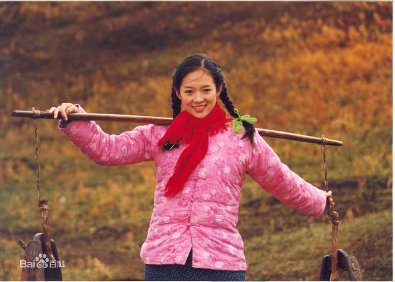 章子怡(Zhang Ziyi)经典荧幕形象前后照片