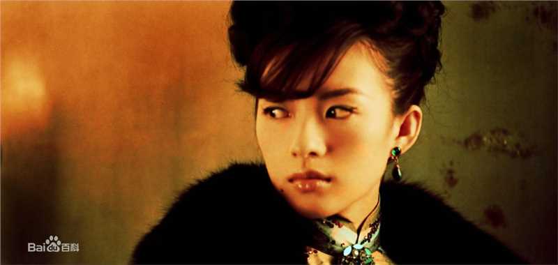 章子怡(Zhang Ziyi)经典荧幕形象前后照片