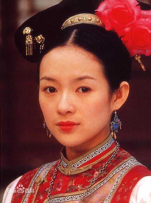 章子怡(Zhang Ziyi)经典荧幕形象前后照片
