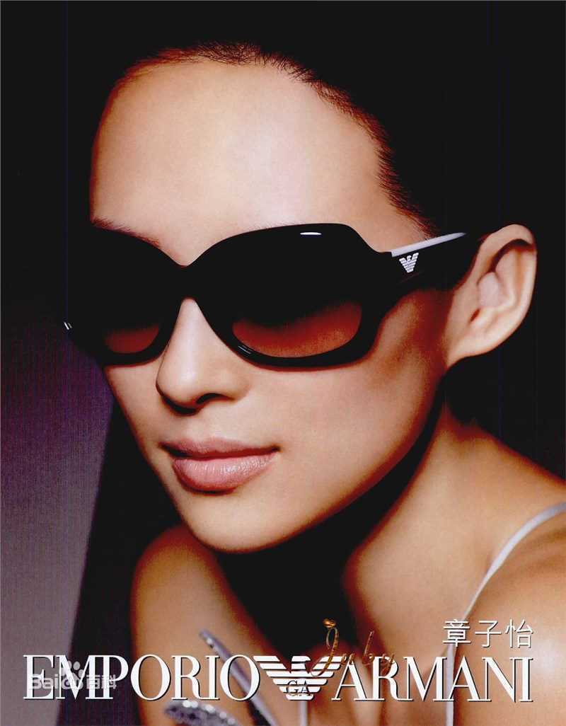 章子怡(Zhang Ziyi)EmporioArmani09代言素颜照壁纸