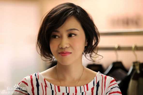 闫妮(NI YAN)《一仆二主》最新剧照