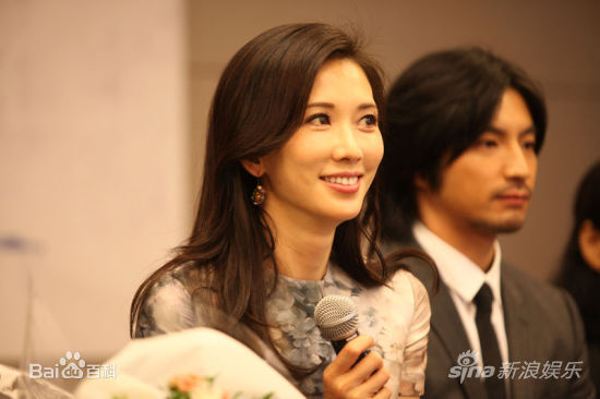 精选林志玲(Lin Chi-ling)在出演《甜心巧克力》中的图册