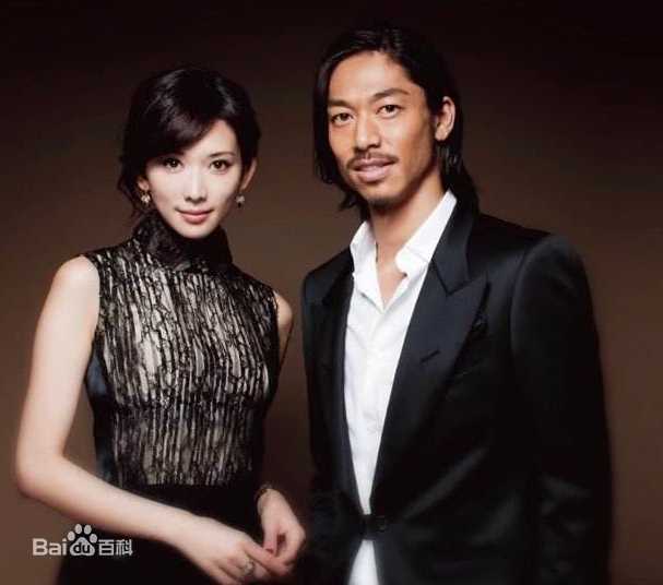 林志玲(Lin Chi-ling)与家人性感图片图集