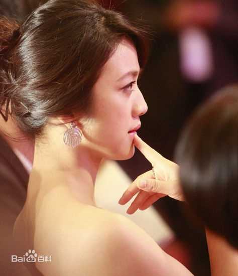 汤唯(Tang Wei)2010年电影频道传媒大奖领奖照片前后照片