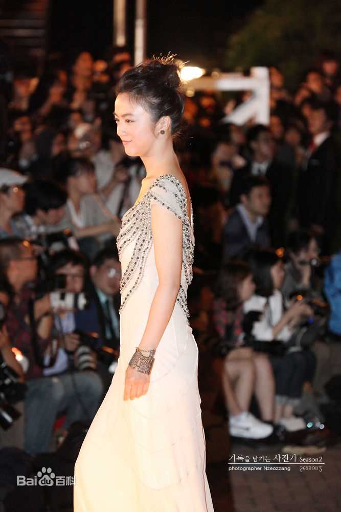 汤唯(Tang Wei)2010年参加釜山电影节照片图片图册