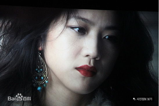 汤唯(Tang Wei)2011年《晚秋》最新剧照