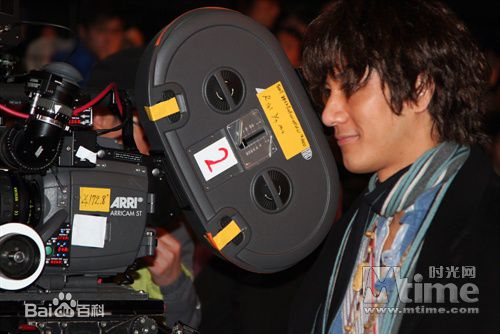 王力宏(Leehom Wang)恋爱通告高清剧照