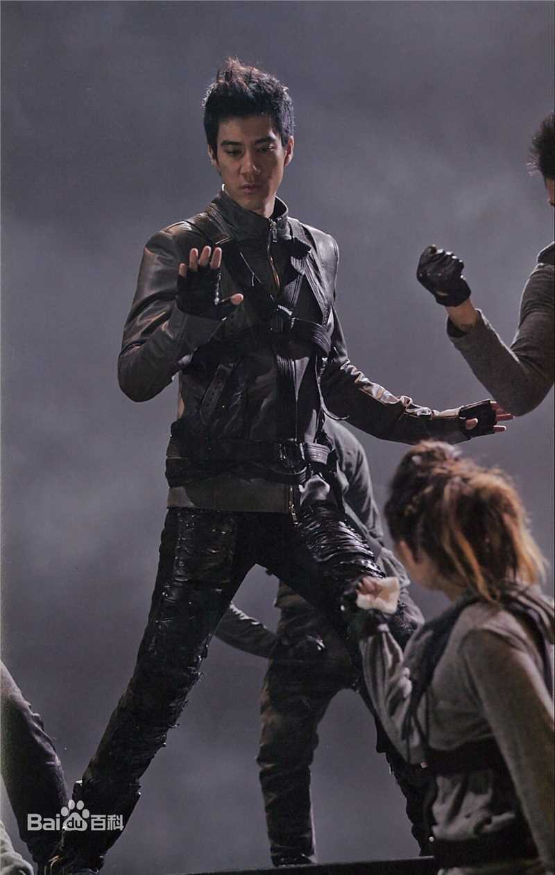 最全王力宏(Leehom Wang)在《火力全开》图集中的相册