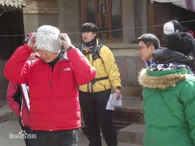 任贤齐(Richie Jen)参加慈善活动图片图集