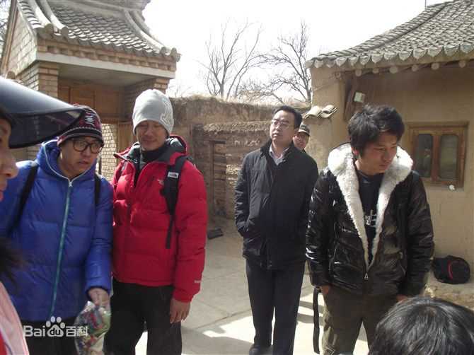 任贤齐(Richie Jen)参加慈善活动图片图集