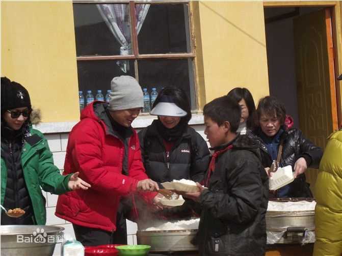 任贤齐(Richie Jen)慈善活动图册