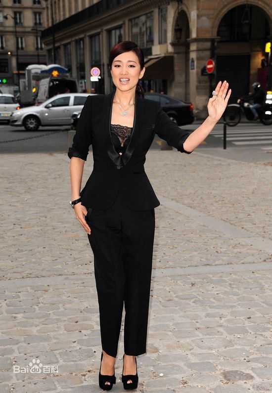 巩俐(Gong Li)巴黎2011秋冬时装周壁纸壁纸