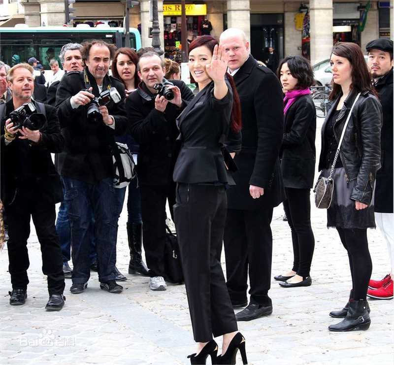 巩俐(Gong Li)巴黎2011秋冬时装周壁纸壁纸