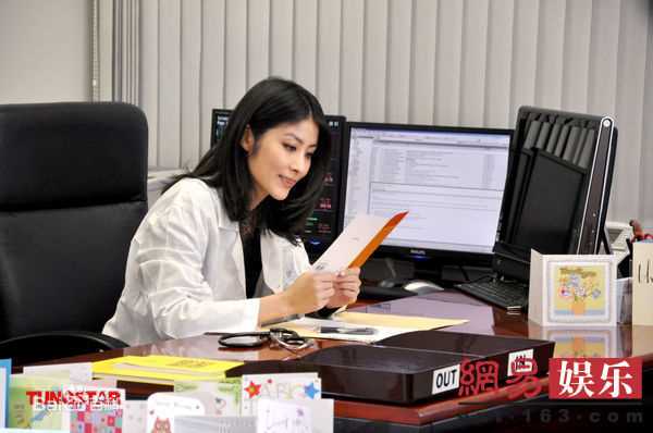 高清陈慧琳(Kelly Chen)《金枝玉叶》精彩图册