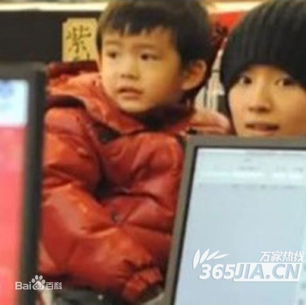 董洁(Angel)和儿子顶顶照片图片图集