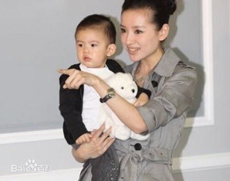 董洁(Angel)和儿子顶顶照片图片图集