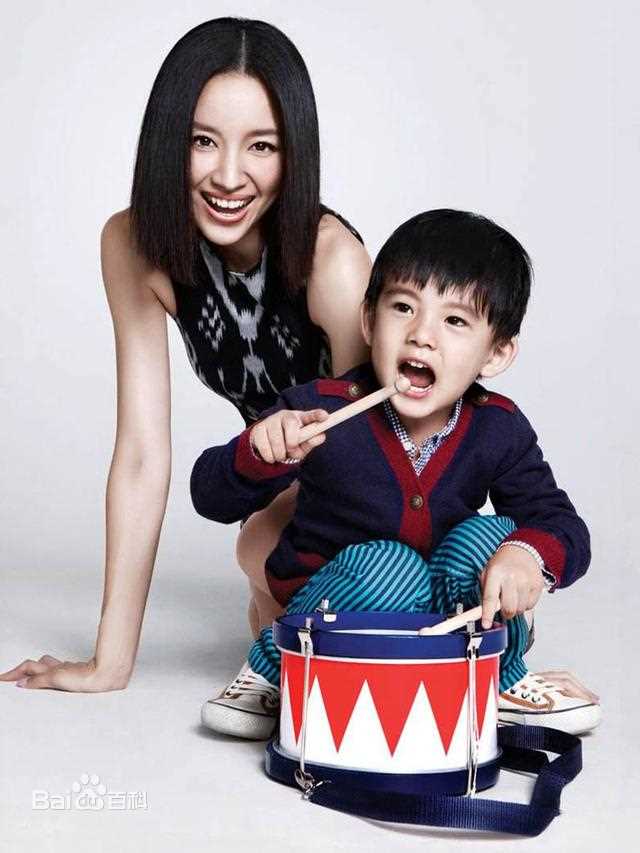 董洁(Angel)和儿子顶顶照片图片图集