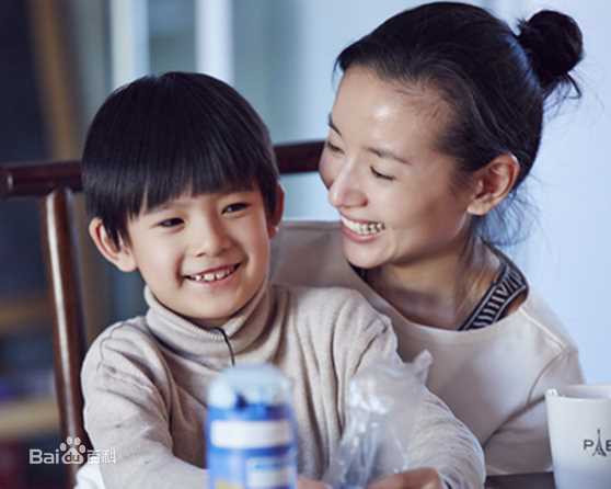 董洁(Angel)和儿子顶顶照片图片图集