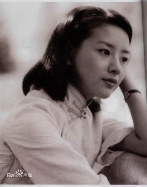 董洁(Angel)工作照前后照片