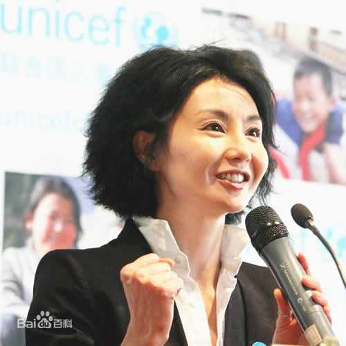 张曼玉(Maggie Cheung)热心公益壁纸壁纸