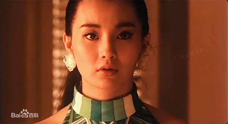 张曼玉(Maggie Cheung)《不脱袜的人》最新剧照