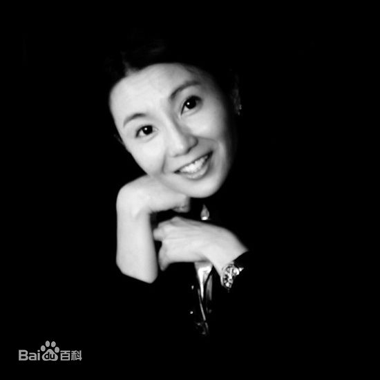张曼玉(Maggie Cheung)前后照片