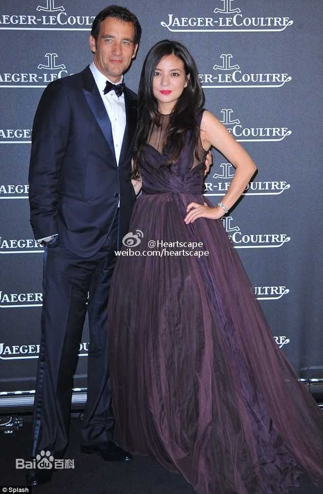 赵薇(Vicki Zhao，Zhao Wei)闪耀威尼斯电影节，化身红毯女神图片图册