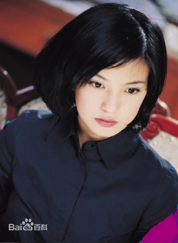 最新赵薇(Vicki Zhao，Zhao Wei)在《情深深雨蒙蒙》中的图集