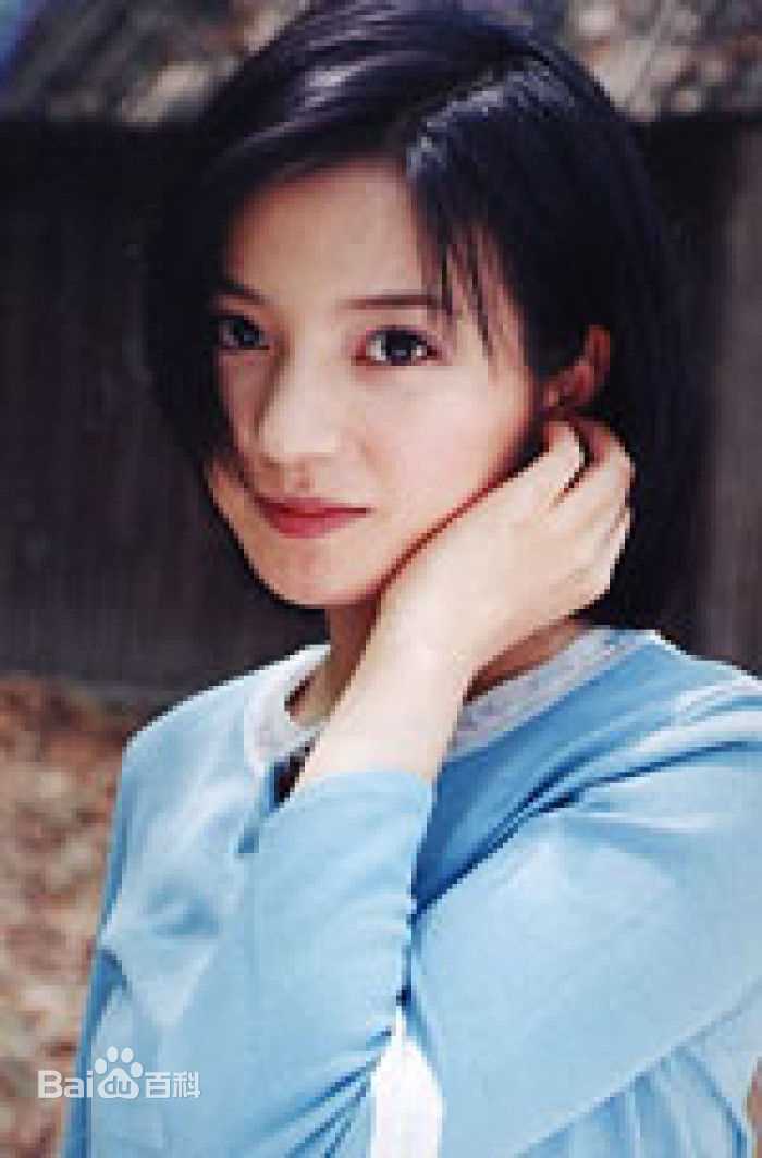 最新赵薇(Vicki Zhao，Zhao Wei)在《情深深雨蒙蒙》中的图集