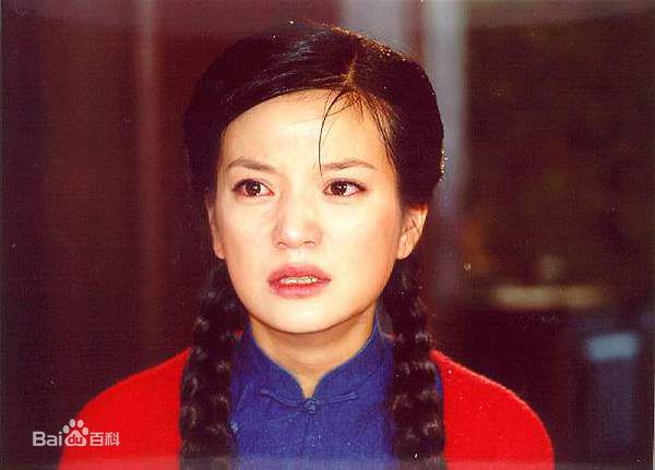 最新赵薇(Vicki Zhao，Zhao Wei)在《情深深雨蒙蒙》中的图集