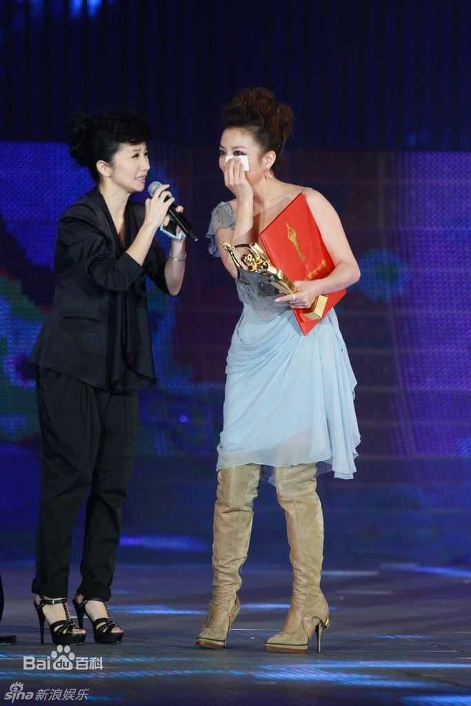 最新赵薇(Vicki Zhao，Zhao Wei)精彩图册