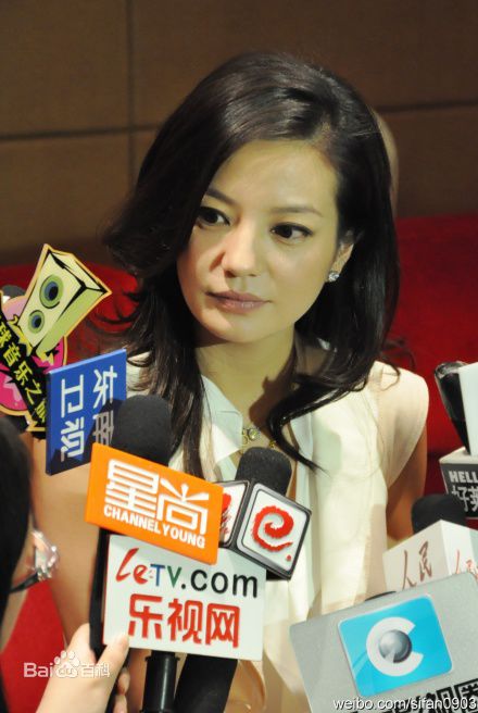 赵薇(Vicki Zhao，Zhao Wei)2011.4.26 中国慈善排行榜慈善大典生活照相册