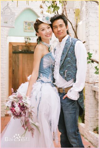 周丽淇(Niki Chow LaiKei)最新婚纱壁纸